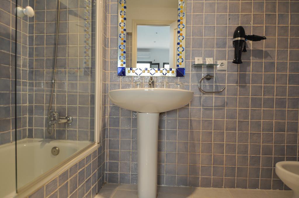 Hostal Azahar Cordova Esterno foto