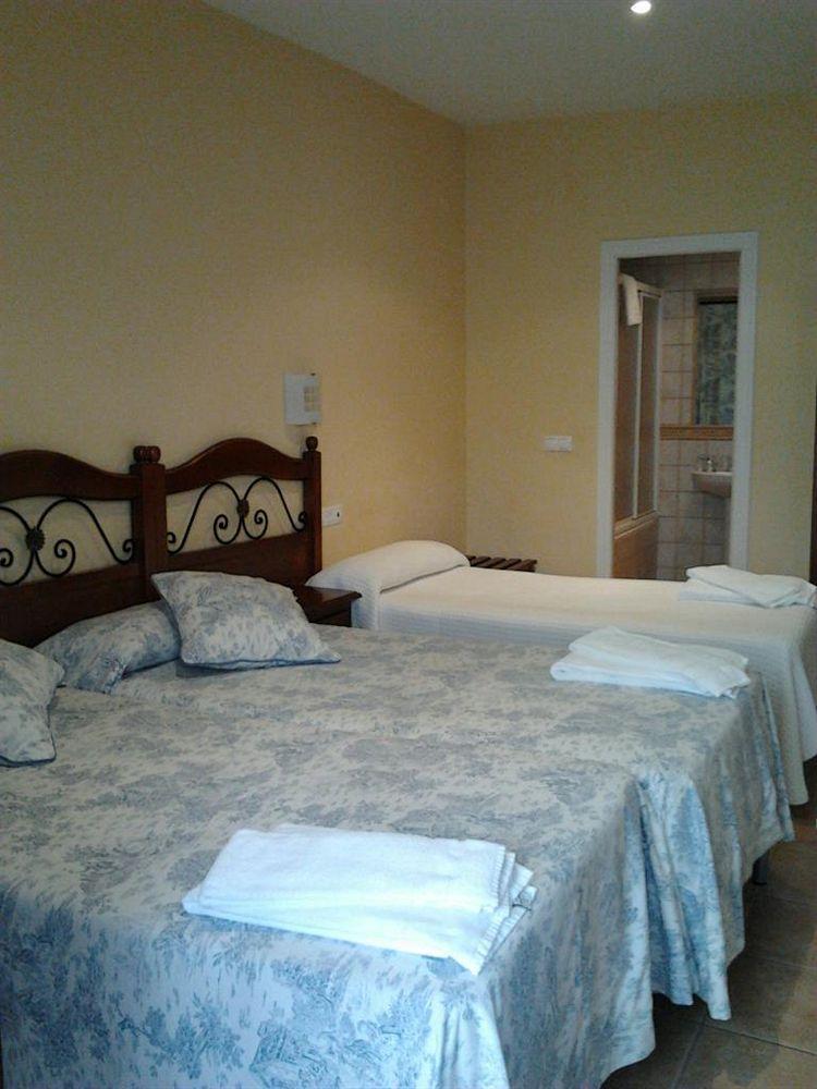 Hostal Azahar Cordova Esterno foto