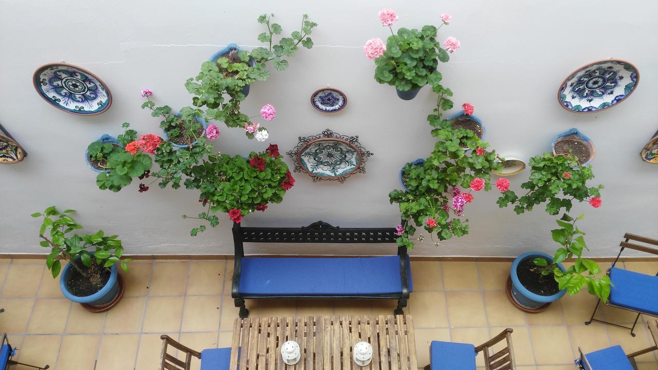 Hostal Azahar Cordova Esterno foto